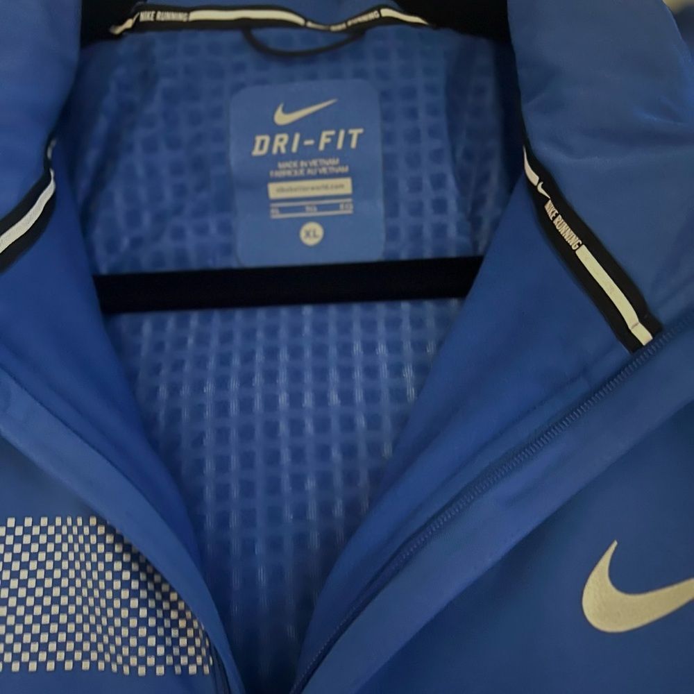 Nike Dri-Fit Running Men’s Jacket Sz XL Full Zip Training Athletic Wear  Blue - Picture 2 of 10